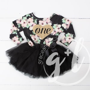 First Birthday outfit girl,1st birthday outfit, heart one floral outfit, 1st birthday outfit, fall birthday outfit, long sleeve