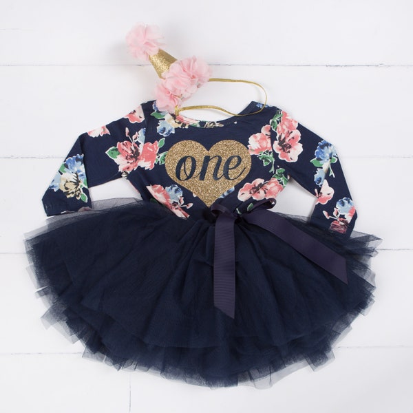 First Birthday outfit girl, 1st birthday outfit with heart and navy blue tutu for girls or toddlers, Floral dress for a Valentines Birthday