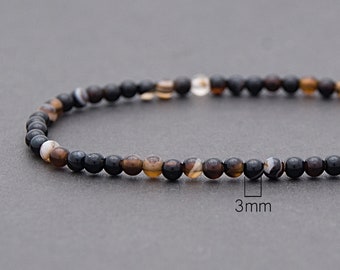 Kleine zwarte Agaat armband. Kalmerend, Balanskristal. Vriendschapssieraden cadeau-idee. Minimalistische armband. Meisje cadeau. Jongen cadeau / 3mm