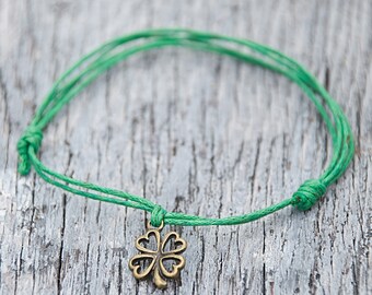 Four Leaf Clover bracelet, St. Patrick's Day Green string bracelet, Good Luck Charm bracelet, Wish String bracelet, Friendship gift