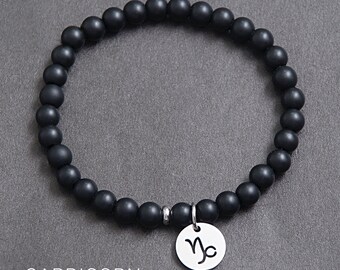 Onyx bracelet for Capricorn. Personalized Horoscope jewelry gift for Birthday with zodiac charm.  Astrology bracelet/ 6mm