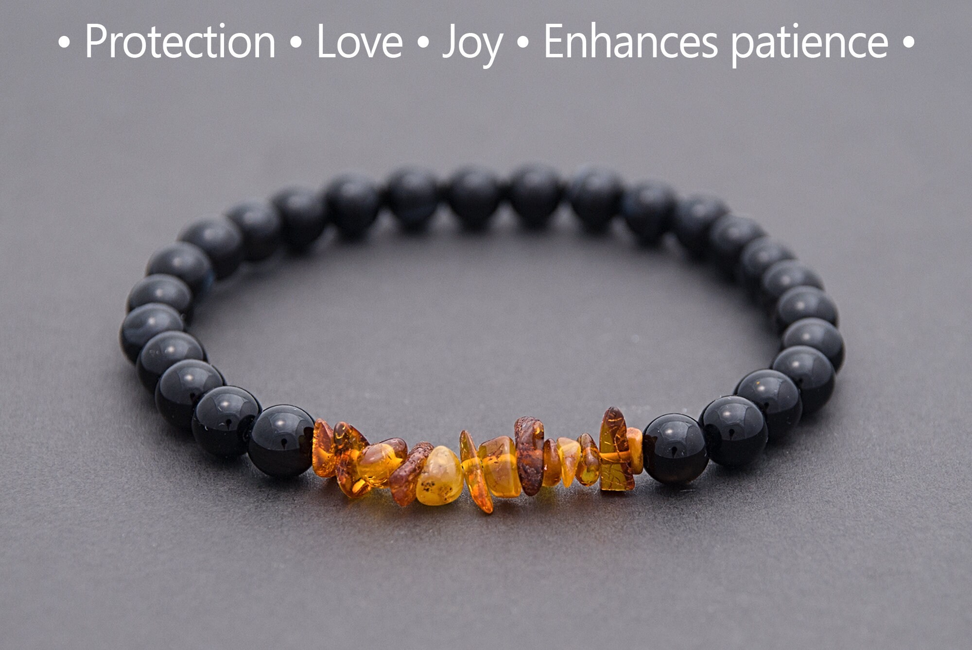 Healing stone bracelet gift for women Gift for her or him 8mm Onyx and Garnet bracelet Love and Protection jewerly Leo birthstone
