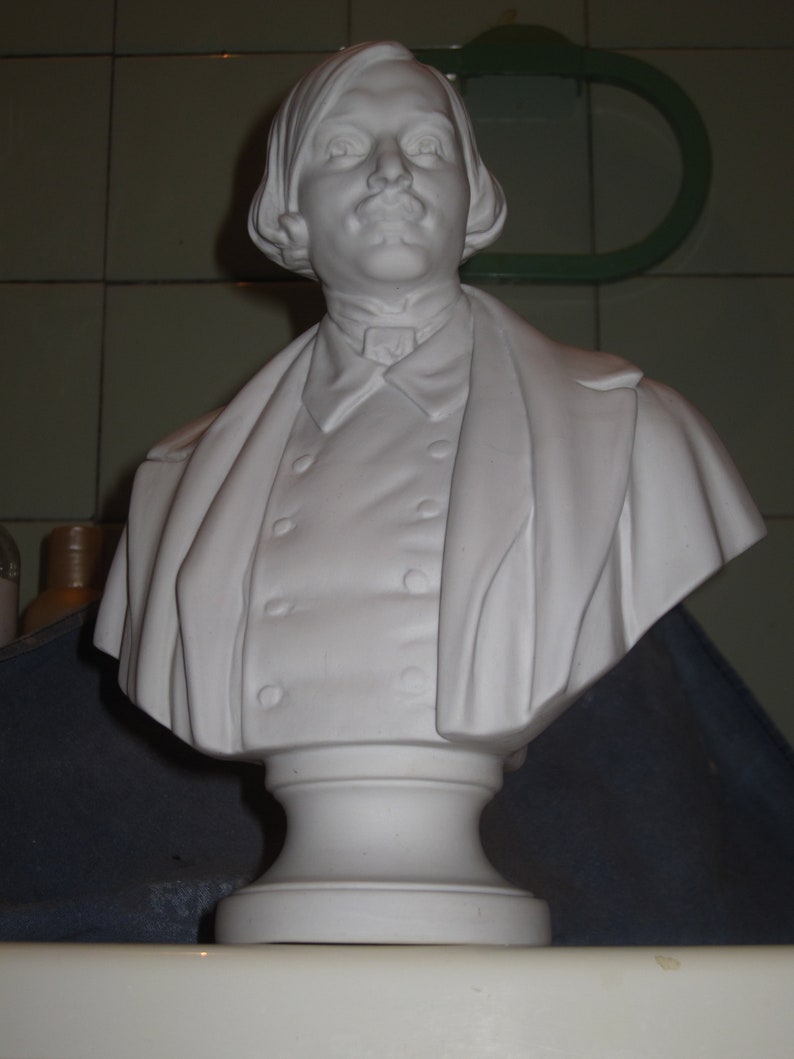 Gogol Revizor Download