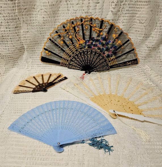 Vintage fans set of 4