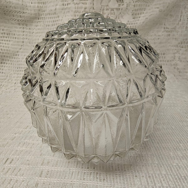 Diamond vintage clear glass globe