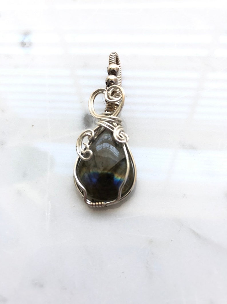 Teardrop Labradorite