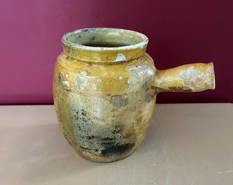 1800s French Antique Glazed Pot Confit Daubière from Provence Southern France. Yellow glazing. Farmhouse decor. Country living decoration