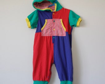 90s Era Vintage Eaton bebé multicolor color bloque con capucha mameluco de una pieza, 100% algodón, unisex bebé/niño pequeño 18 meses, 1er regalo de cumpleaños