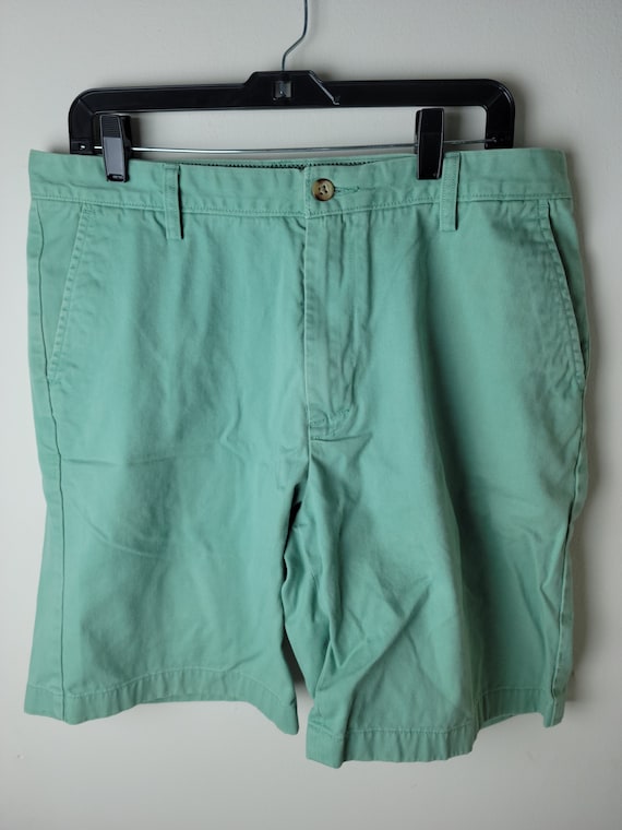 Nautica Classic Fit Casual Shorts Solid Green Mens