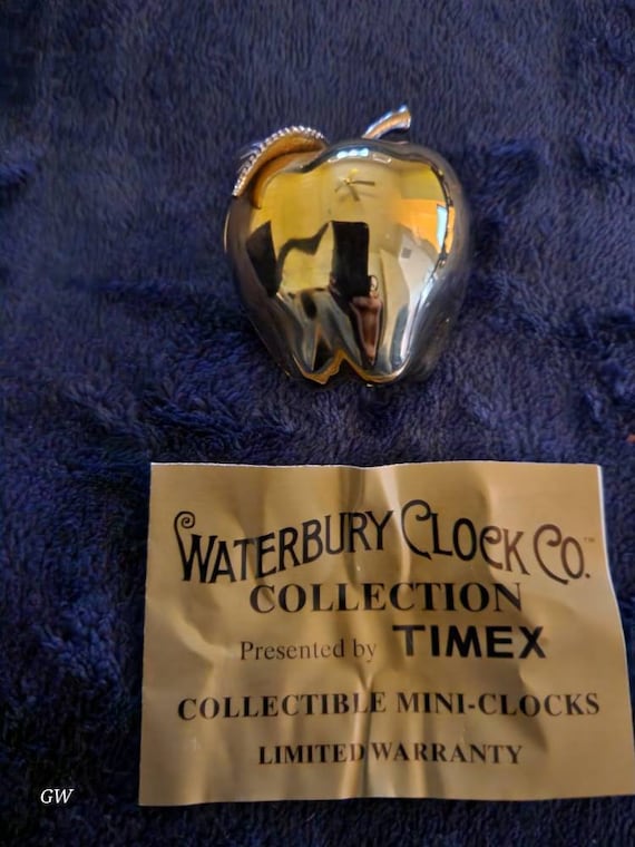 Waterbury Clock Co Apple Collectible Mini Clock Presented by