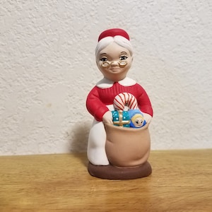 Ceramic Mrs. Clause (#1301)