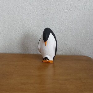 Ceramic Mama with baby Penguin Standing (#534)