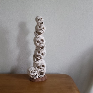Ceramic Stack of Skulls (#697)