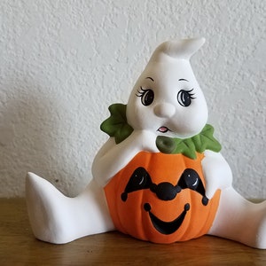 Ceramic Medium Pumpkin Belly ghost Sitting (#1226)