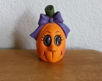 Ceramic Gangbuster Googley Pumpkin with bow (#337)