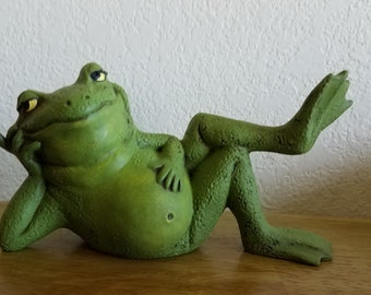 Ceramic Large Frog with Attitude - on side with foot up (#1209)