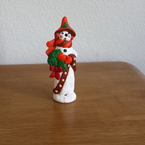 Ceramic Oak Knob Snowman with Wreath(Orange) (#789C)