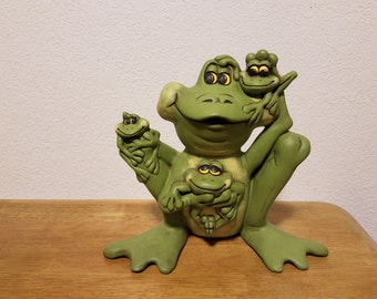 Ceramic Mama Frog with baby's (#868)