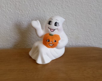 Ceramic Happy Ghost Sitting (#210)