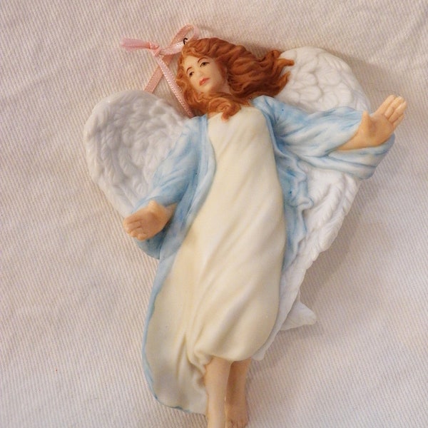 Vintage 2002 Hallmark Angel of Comfort - QXI6363