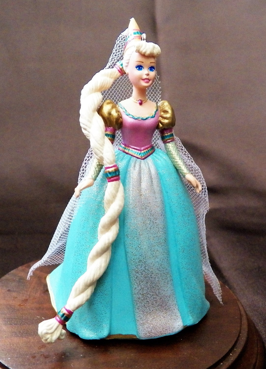 Hallmark Keepsake Ornament - Barbie As Rapunzel 1997 (First In Series, QEO8635) - 3.5" Collectible Doll Ornament - View #9