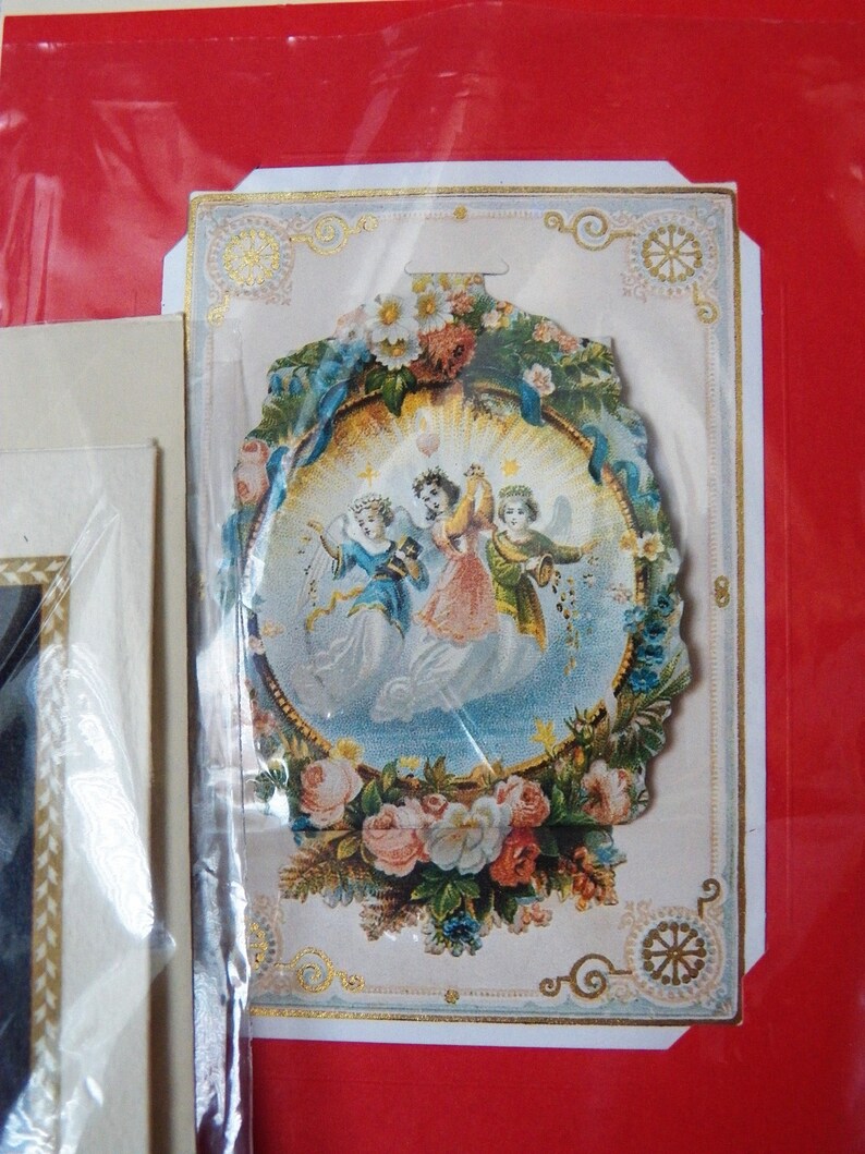 Lot E Lot of 3 Vintage Hallmark Christmas Cards