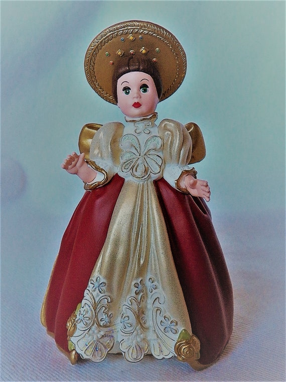 Glorious Angel #1 in the Madame Alexander Holiday Angels Series 1998 Hallmark Ornament QX6493 Hallmark Keepsake Ornaments
