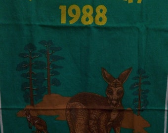 1988 Souvenir of Australia Calendar  * Kangaroos* Cotton  Tea Towel * Vintage * Shabby Chic