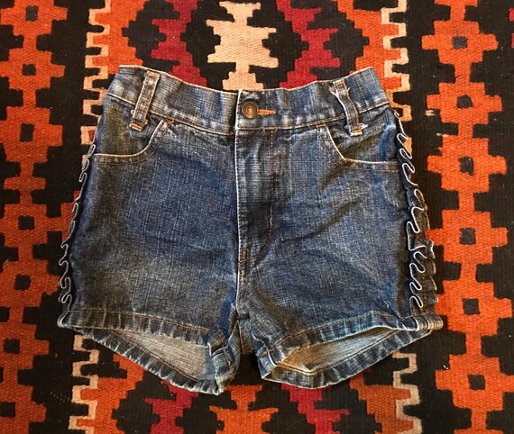 jean shorts with scrunch waist