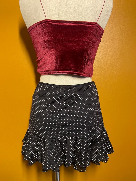 The Sweet Escape Skirt: Y2K Vintage Black Polka D… - image 6