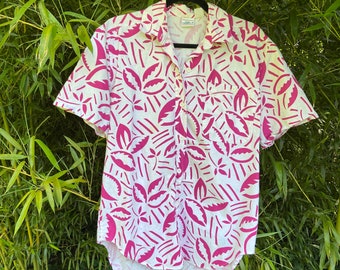 The Tropicale Button Down: 1980s Vintage Palmetto Unisex Men's Pink White Palm Leaf Beach Hawaiian Shirt - Size Small