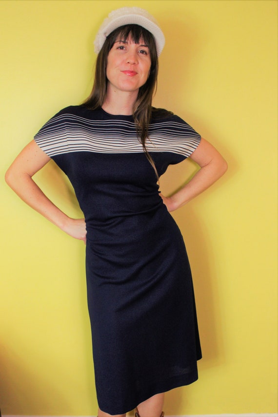 The Oh Donna Dress: 1960s Vintage Women's Navy Bl… - image 1