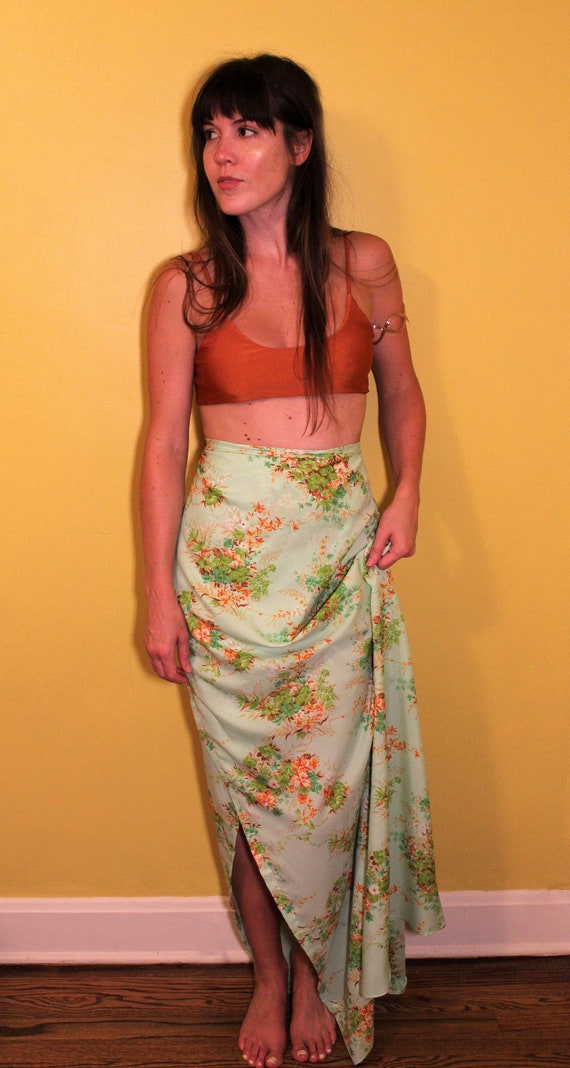 The Hanalei Bay Sarong Dress / Skirt: Rare 1970s … - image 6
