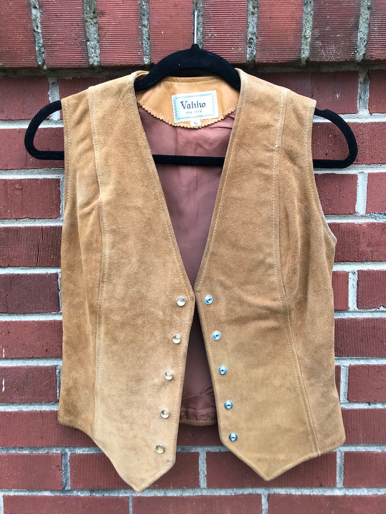 Unisex 1970s Vintage Leather Tan Camel Suede Hippie Retro Western Button Up Snap Vest By Vakko New York Size Small The Anna Suede Vest