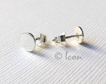Sterling Silver Circle Stud Earrings, Round Post Earring, Minimalist Everyday Dot Jewelry