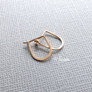 Gold Hoop Earrings, Tiny Hoops, Small Huggie Hoops Solid Gold Hoops Tiny Loop Hoops 14k Gold Hoop Earrings, minimalist hug hoop earrings