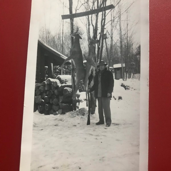 Vintage Man w/shotgun Rifle HUNTING ORIGINAL PHOTOGRAPH 2 bucks Deer in Snow B&W