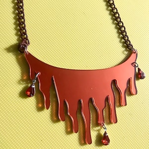 Vtg Halloween Jewelry Mirrored RED Necklace DRIPPING BLOOD Bloody Acrylic