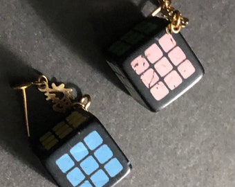 Rubik's Cube Dangle Boucles d'oreilles percées Rare vintage des années 1980 des années 80