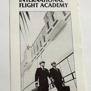 RARE Vintage 1980 Pan Am Airlines International Flight Academy Brochure Pamphlet