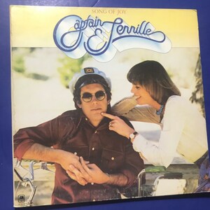 CAPTAIN & TENNILLE Song of joy LP Vinyl record 1976 Album Vintage