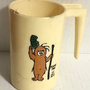 Vintage 4” Plastic Cup Mug Walt Kelly PORKY PINE cartoon Hanna barbera 1971