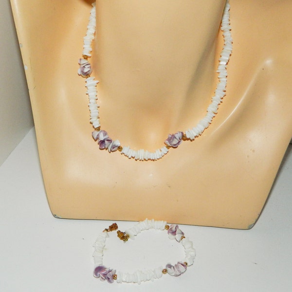 1970s Vintage White and Purple Puka Shell Chip Necklace and Bracelet Set
