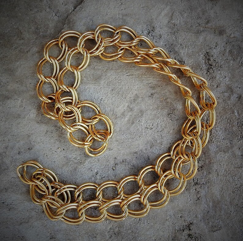 Vintage Modernist Chunky Gold Tone Textured Twisted Double Curb Link Necklace Large Link Dual Link 36