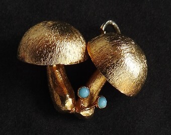 Vintage Gold Tone  & Turquoise Large Chunky Florentine Good Luck Double Mushroom Charm / Pendant