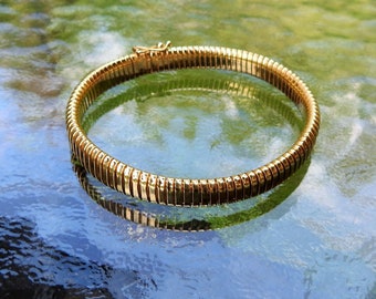 Vintage 14K / 585 SOLID Yellow Gold Omega Egyptian Revival/  Modernist /Flexible Expansion/  Snake Bangle Bracelet 18.95 grams