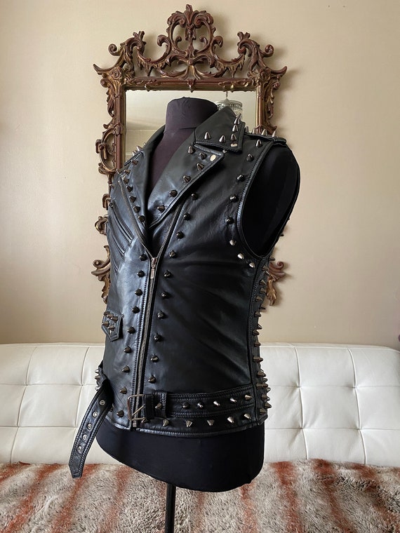 希少 paul smith cow leather vest L Mens Lambskin Leather Studded Spiked Vest, L/ 38