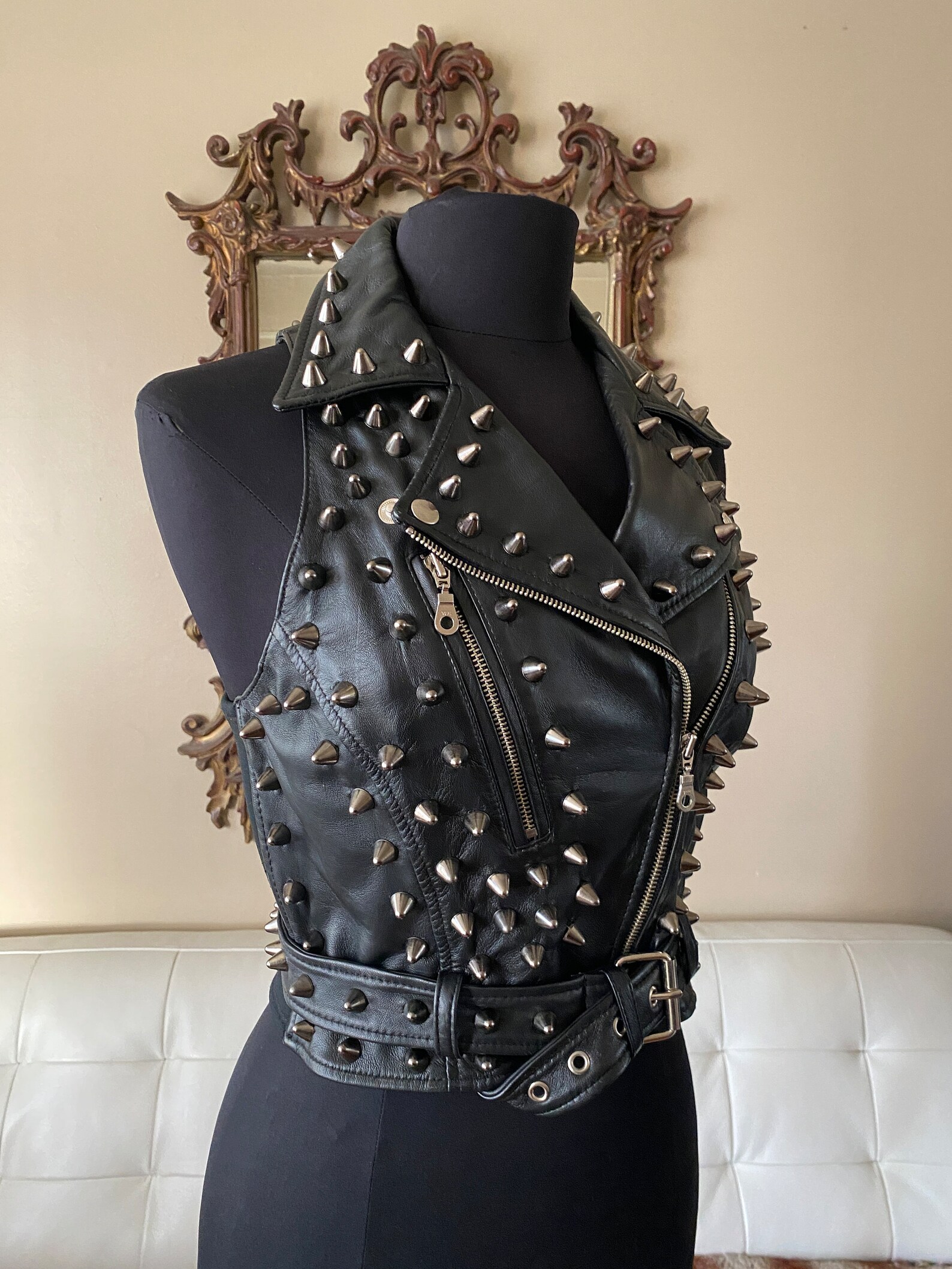 Women's Punk Plunging Buckles Patent Leather Vest main image 1