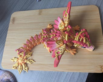 Bébé dragon solaire articulé imprimé en 3D
