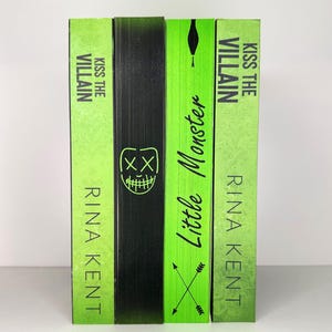 Kiss The Villain by Rina Kent - Custom Sprayed Edges
